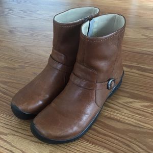 Keen Bern Ankle Inside Zip Boots Leather Womens 10
